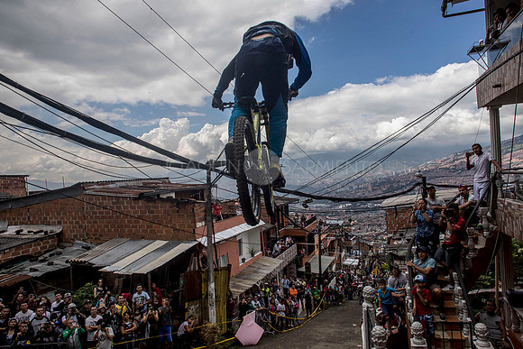 CYCLING - COLOMBIA - DOWNHILL - RACE